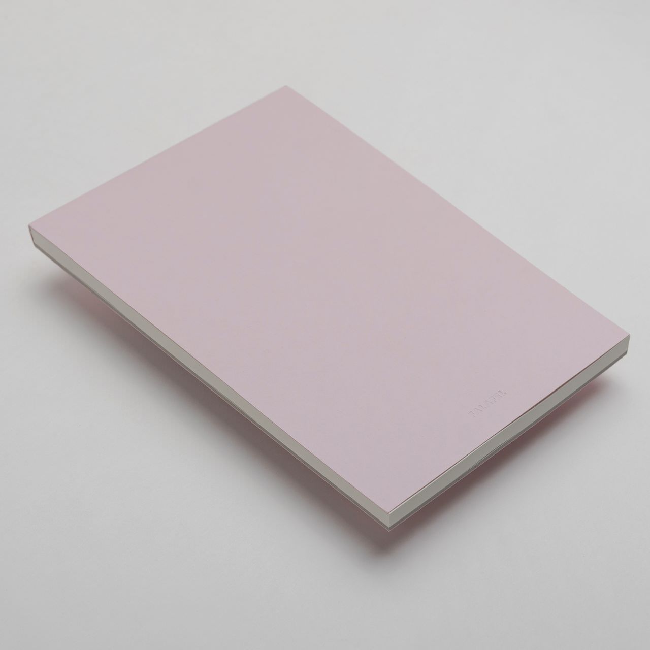Блокнот для графики FALAFEL Pale Pink 80г/кв.м (А5) 148х210мм 60л. листы c перфорацией по 299.00 руб от Falafel books