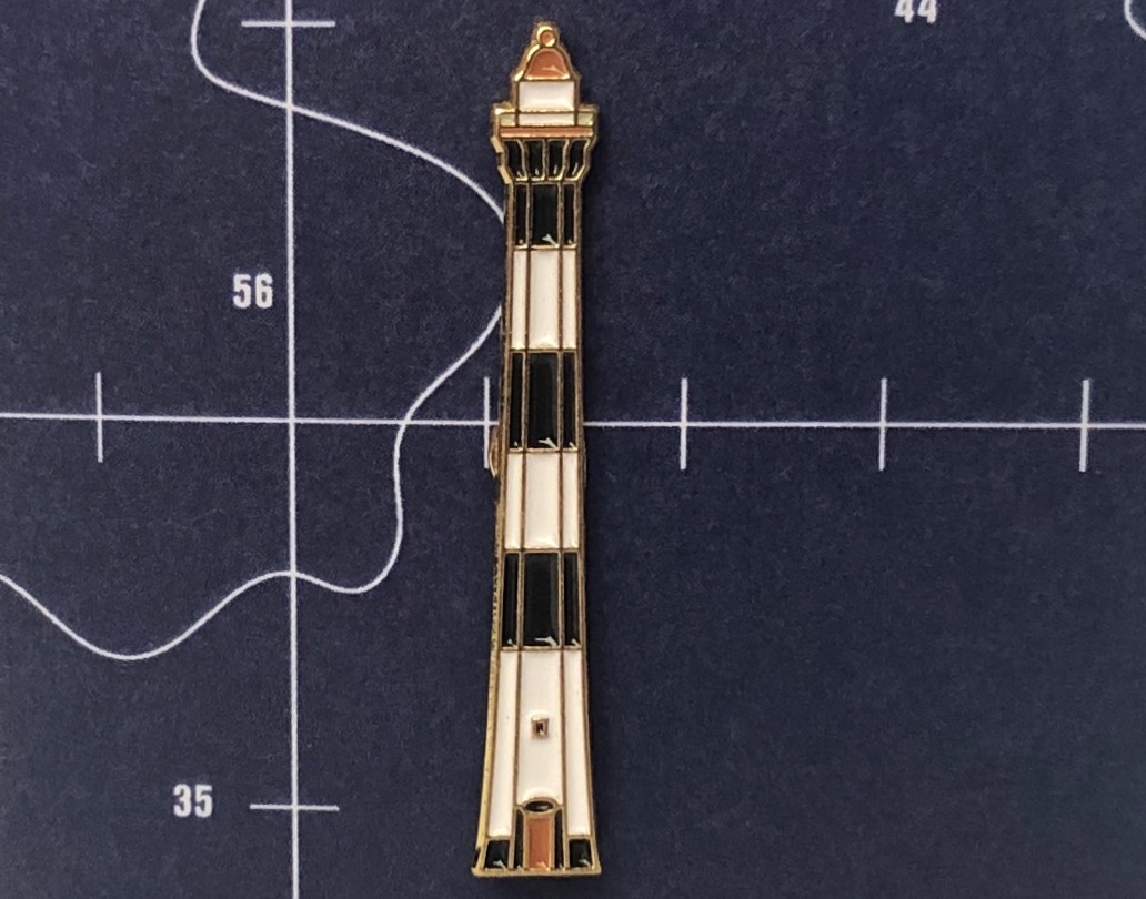 Значок металлический эмаль Задний Створный маяк по 199.00 руб от Комплект-Подписные издания